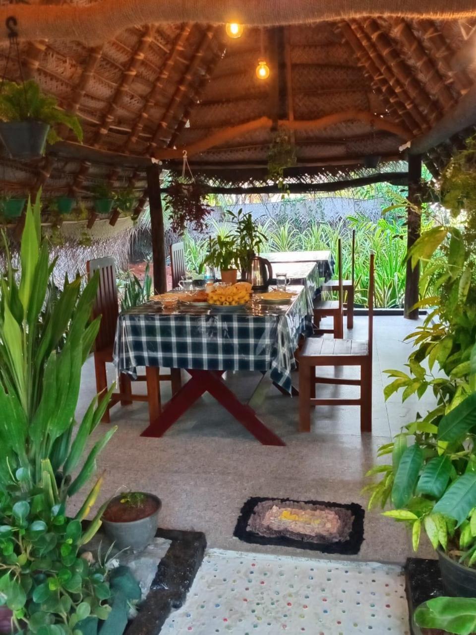 Lake Face Cabana Tissamaharama Ngoại thất bức ảnh